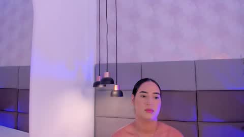 emily_luve online show from November 30, 1:15 pm