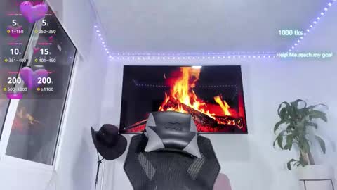 emily_palmeer online show from October 22, 10:26 am