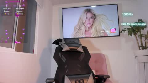 emily_palmeer online show from November 10, 10:47 am