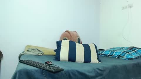 Snapshot of emily_rousxxx chatting on October 19, 11:16 pm Emily IGEmmily Baussa online show from October 19, 11:16 pm