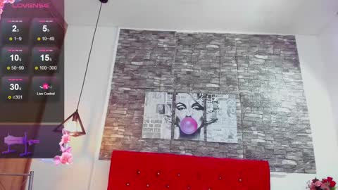 emily_sc online show from January 8, 4:33 pm