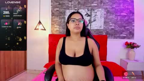 emily_sc online show from November 29, 1:14 pm