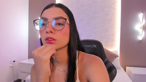 emily_tolson online show from April 14, 12:22 pm
