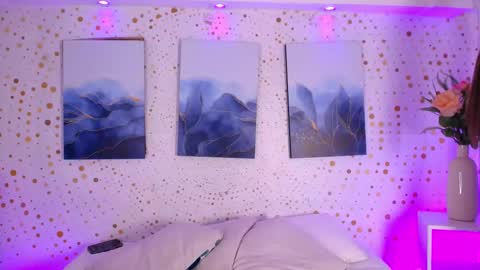 Emily. online show from December 1, 3:44 am