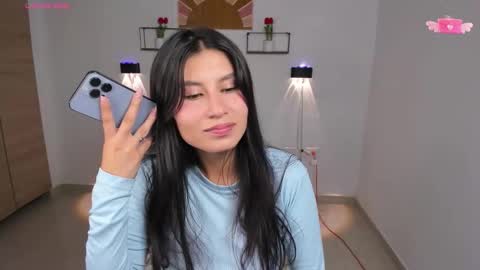 Emi online show from December 1, 9:53 pm