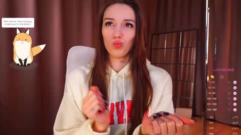 Snapshot of emily_w0w_ chatting on March 10, 6:59 am Lia online show from March 10, 6:59 am