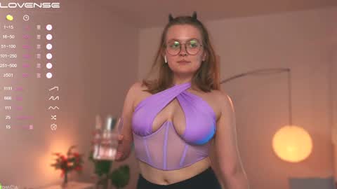 Emily  online show from December 13, 5:10 pm