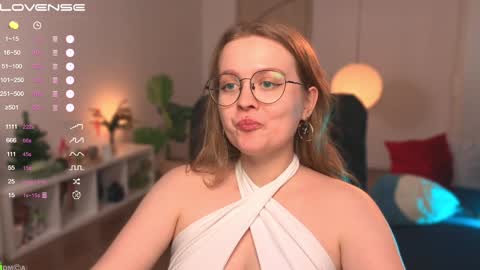 Emily  online show from January 9, 3:12 pm