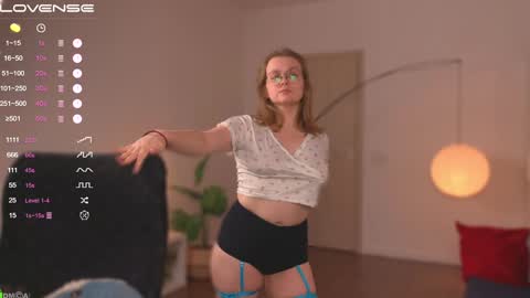 Emily  online show from January 22, 3:40 pm