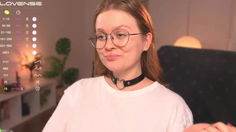 Emily  online show from February 3, 3:27 pm