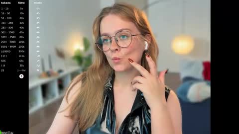 Emily  online show from October 19, 12:17 pm