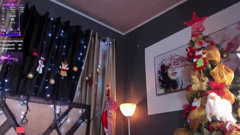 Emily Jhonson online show from December 31, 1:41 pm