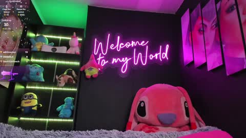 Emily Jhonson online show from January 23, 5:42 pm