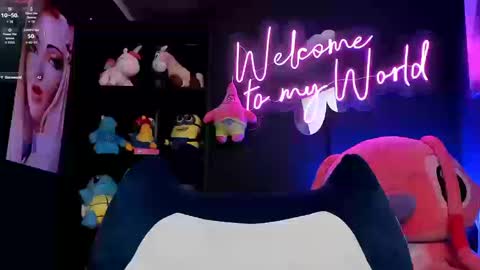 Emily Jhonson online show from March 11, 5:52 pm