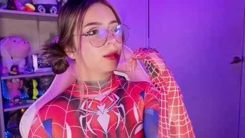 VALEEEN online show from March 19, 4:11 pm