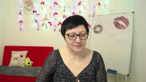 Emily online show from April 13, 5:13 am