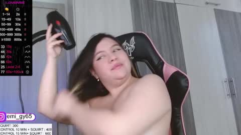 Snapshot of emilyn_grey chatting on October 2, 3:30 pm Emilyn online show from October 2, 3:30 pm