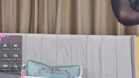 emilynovaa1 online show from January 17, 7:17 pm