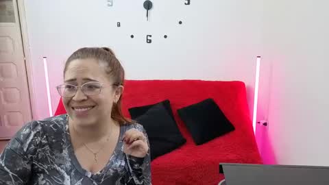 emily  friends online show from October 5, 11:24 pm