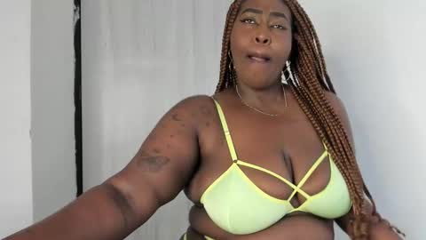 emilyrojas online show from September 15, 12:05 pm