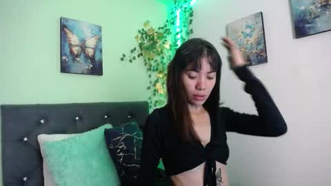 Emily online show from October 4, 2:37 pm