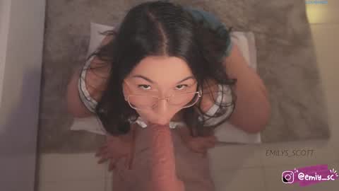 Emy  online show from October 3, 2:03 pm