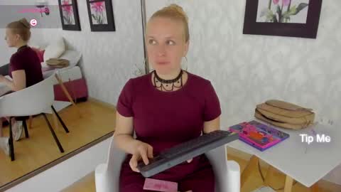 Summer 3 online show from January 25, 1:32 am