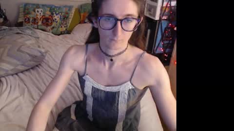 Emily online show from November 4, 11:48 pm