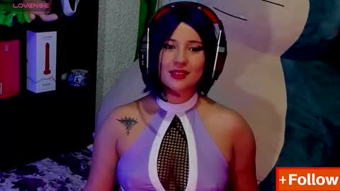emilythemachine online show from January 17, 6:40 am