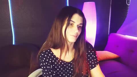 Snapshot of emilytucker chatting on October 6, 1:36 am Emily online show from October 6, 1:36 am
