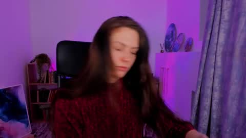 Snapshot of emilywiled chatting on February 27, 8:28 am Emily online show from February 27, 8:28 am
