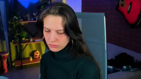 Snapshot of emilywiled chatting on March 7, 3:07 pm Emily online show from March 7, 3:07 pm