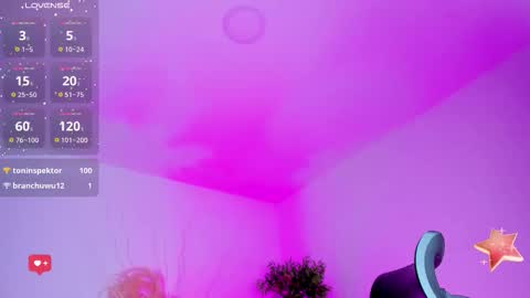 Snapshot of emilywillis8 chatting on October 6, 4:15 pm E M I L Y online show from October 6, 4:15 pm