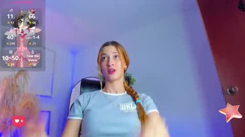 Snapshot of emilywillis8 chatting on November 5, 2:50 pm E M I L Y online show from November 5, 2:50 pm