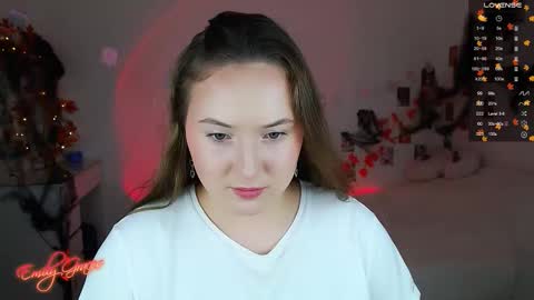 Snapshot of emilyxgrasez chatting on November 3, 6:42 pm Emily online show from November 3, 6:42 pm