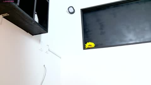 Emily  online show from April 6, 4:46 am