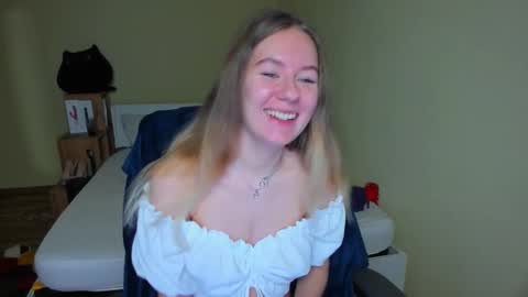 Emily online show from February 12, 7:02 am
