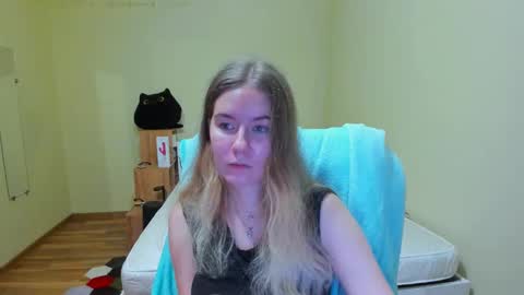 Emily online show from March 10, 6:45 pm