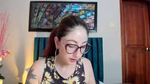 Emilyy Watson online show from December 21, 2:13 pm