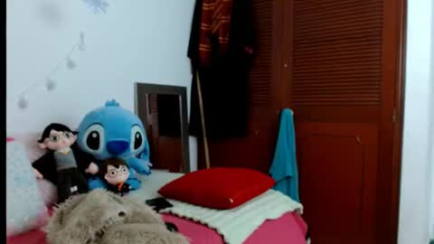 Snapshot of emilyzans07 chatting on February 23, 4:46 pm emilyzans07 online show from February 23, 4:46 pm