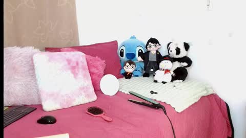 Snapshot of emilyzans07 chatting on February 26, 5:39 pm emilyzans07 online show from February 26, 5:39 pm