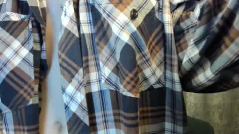 Snapshot of eminemswife chatting on February 3, 1:52 am Nadya online show from February 3, 1:52 am