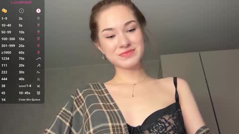 Snapshot of eminemswife chatting on October 20, 12:22 am Nadya online show from October 20, 12:22 am