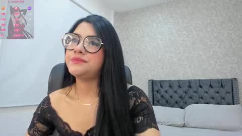 emma  online show from October 30, 1:23 pm