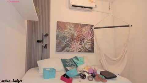 Alice online show from September 19, 12:06 pm