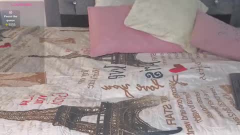 Emma online show from October 12, 11:26 pm