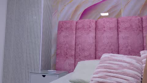 Emma online show from March 18, 3:09 am