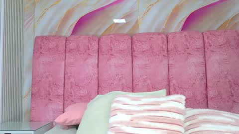 Emma online show from March 27, 3:12 am