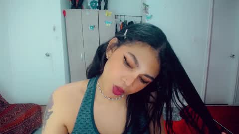 Snapshot of emma_diva chatting on September 12, 9:48 pm emma online show from September 12, 9:48 pm