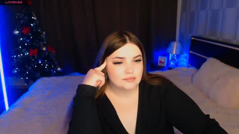 Snapshot of emma_dorn chatting on January 26, 8:23 pm Eva online show from January 26, 8:23 pm